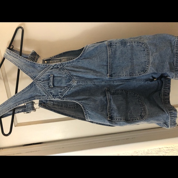 Kids GAP Vintage Short Overall. - Picture 5 of 8